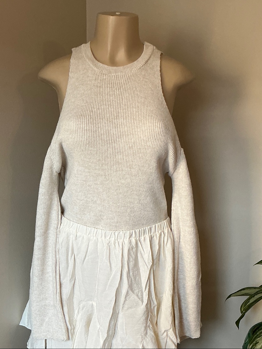 ASOS NWOT Off-the-Shoulder Ribbed Sweater in Heather Cream